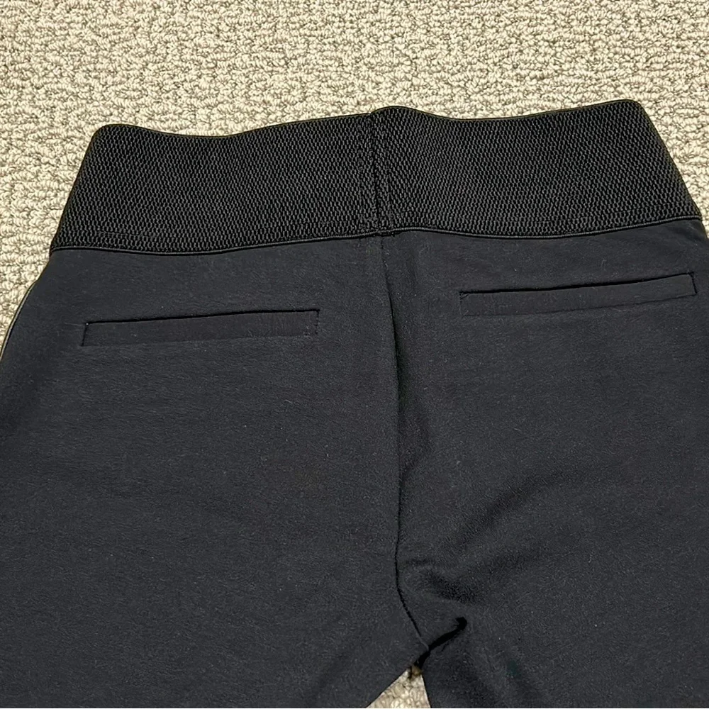 BLACK STRETCH LEGGINGS w/ VEGAN LEATHER 1” SIDE INSERT - Picture 4 of 5